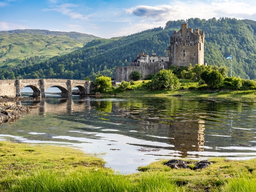 Eilean donan castle in Scotland